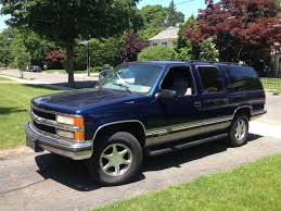 99 Suburban 5 7l Vortec V8 No Rust Clean Interior Only 115k Miles Still For Sale Stills For Sale Suburban Suv