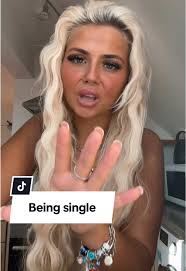 Confessions of a Healing Singleton: A Storytime Chat With Advice