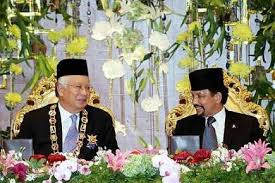 Tun abdul razak bin dato' hussein atau tun abdul razak lebih dikenali sebagai bapa pembangunan malaysia oleh rakyat yang menyanjunginya kerana jasa dan sumbangan beliau untuk kemakmuran dan kemajuan rakyat serta negara malaysia. Najib Dikurnia Darjah Kerabat Brunei Semasa Mstar