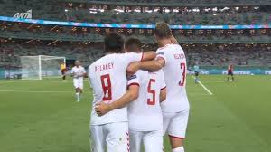 Η δανία έδειξε τις προθέσεις της εξ αρχής στον αγώνα και μόλις στο 5ο λεπτό, ντιλέινι με κεφαλιά άνοιξε το σκορ. Qjo Pvnl4fofhm