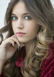Pin De Shahad Almahdawi En Turkish Series Actresses Famosos Hermosas Celebridades Chicas Con Ojos Verdes