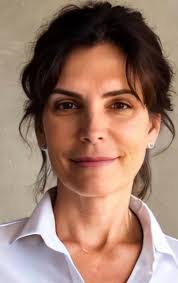 Pamela Gordon's Instagram, Twitter & Facebook