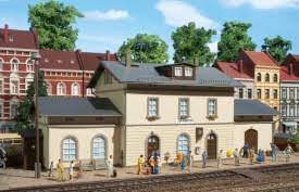 Dazu gehören auhagen gmbh, marienberg/erzgebirge, modellbahnzubehör h0 tt n. Modellbahnzubehor Fur H0 Auhagen De Das Schonste Zubehor Fur Ihre Modelleisenbahn