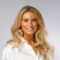 Amy Nelms's Instagram, Twitter & Facebook