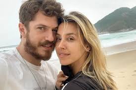 Exclusivo: chega ao fim o relacionamento de Cris Dias e Caio Paduan