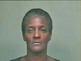 Evelyn Goldsmith's Instagram, Twitter & Facebook