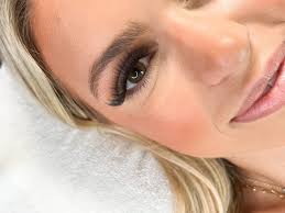 Heather (@lashesbyheather) • Instagram photos and videos