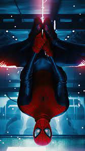 Spider Man Miles Morales Hanging Upside Down 4k Ultra Hd Mobile Wallpaper Spiderman Spiderman Comic Marvel Comics Wallpaper
