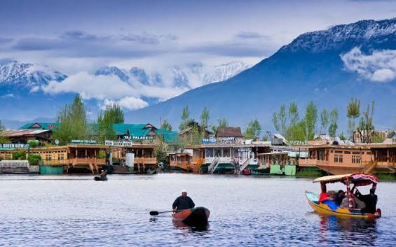 Kashmir scenic mountains