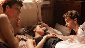 How to know if you're ready for a threesome adventure