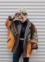 Aztek Desen Suet Mont Tarz Moda Moda Stilleri Sportif Kiyafetler