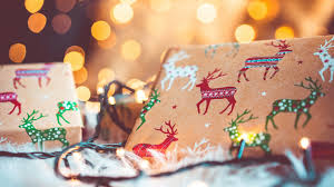 Customize and personalise your desktop, mobile phone and tablet with these free wallpapers! 28 Aesthetic Christmas Wallpapers Wallpaperboat