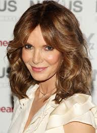 Curly hair can often be unruly and challenging to manage. 20 Most Popular Medium Curly Wavy Hair Styles For Women Hairstyles Weekly