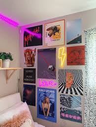 Creds Jadeelo Fatmoodz Dorm Room Wall Decor Retro Bedrooms Dorm Room Walls