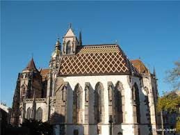 Alžbety v košiciach a podobne ako tento dóm je i ona ukážkou vrcholnej gotickej architektúry na našom území. Kaplnka Sv Michala V Kosiciach Slovakia Travel