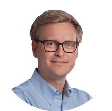 Ross Hendrickson's Instagram, Twitter & Facebook