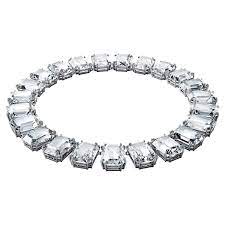 Exclusive tansanit ohrhänger in 750er weissgold im ausgefallenen oktagonschliff insgesamt 4. Millenia Halskette Kristalle Mit Oktagonschliff Weiss Rhodiniert Swarovski Com