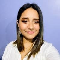 Betsy Campos's Instagram, Twitter & Facebook