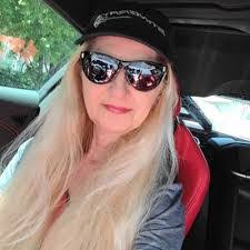 Phyllis Cowan's Instagram, Twitter & Facebook