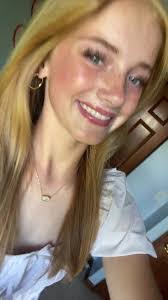 Emma Knauer's Instagram, Twitter & Facebook