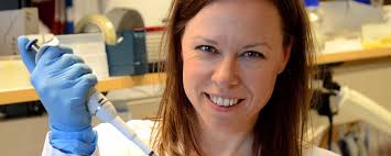 Hon går hela vägen med medel från Barncancerfonden