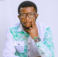 Un Fils, avec un F majuscule, le Dr Zenas BEA. Même si tu n'aimes pas Léa,  tu aimeras sa matrice.