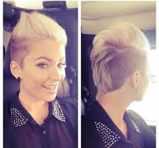 And it would be ideal for babes who like mohawks but are reluctant to sport shaved sides. Mohawk Hairstyles Edgy Female Faux Hawk Novocom Top