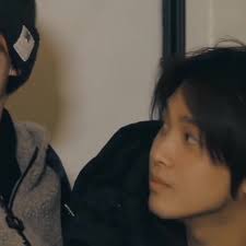 Moreno Tapos Mga Mata Niya Mapungay