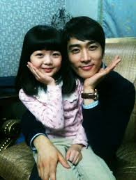 Song seung heon (송승헌) lifestyle | girlfriend, net worth, family, car, height, age, biography 2020 #songseungheon #송승헌. Song Seung Heon With His Baby Co Star Jeon Min Seo On The Set Of My Princess I Think This Picture Is Very Adorable