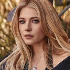 Kathrine Murphy's Instagram, Twitter & Facebook