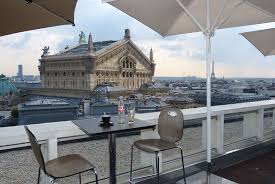 La Terrasse Panoramique Des Galeries Lafayette A Paris Paris Galeries Lafayette Terrasse
