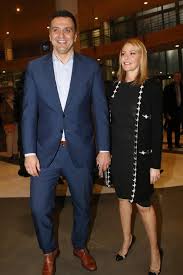 Ένα απόσπασμα από την εκπομπή σήμερα στο skai tv #staypositive #pantagiamaskalokairi τζένη γεωργιάδη. Tzenh Mpalatsinoy Gennhse Ena Ygiestato Agoraki Star Gr