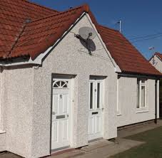 What materials go into cement render mix? Dry Dashing Stone Decorative Render Insulation Permarock