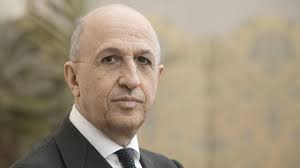 La cassa di risparmio di ravenna (www.carira.it) è la capo gruppo dell'omonimo gruppo di cui fanno parte usando questo url, che riteniamo si decisamente più usabile, arriverete alla pagina di login del portale della cassa di risparmio di ravenna. Cassa Di Risparmio Di Ravenna E Banca Di Imola Tra Le Piu Solide Romagnauno