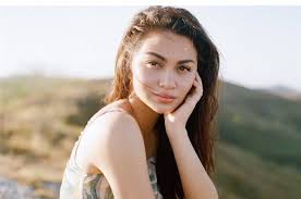 Steffhanie michelle gabriella putri tatum atau yang akbrab dipanggil ariel tatum adalah seorang model sekaligus aktris sinetron dan film layar lebar asal indonesia, umur 23 tahun yang lahir di jakarta pada 8 november 1996. F8unnnhpanljzm