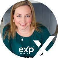 Stacy Preston's Instagram, Twitter & Facebook