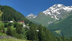 The tauferer ahrntal denotes the valley of the ahr (italian: St Peter Im Ahrntal Sudtirol