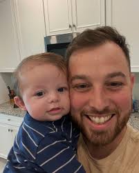 Mi hijo querido... Tyler Mateo. Ya compartí dos añitos contigo y no puedo  creerlo. Eres grande, tremendo, fuerte y gracioso. Tu papá te ama con todo  su corazoncito ❤️❤️ Te amo tanto