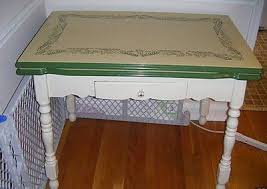 Brides Bliss At Home Kitchen Inspiration Vintage Kitchen Table Top Kitchen Table Kitchen Inspirations