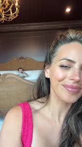 Two months til I can get all of the lasers and peels and tox in my face but  until then let me pRoTeCt it from the 🌞