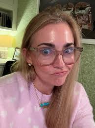 Edith Pickens's Instagram, Twitter & Facebook