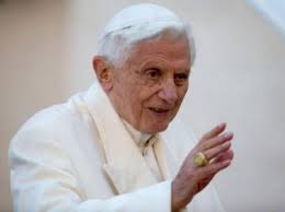 28 lutego 2013 zrezygnował z urzędu papieża. Benedykt Xvi Pierwszy W Historii Emerytowany Papiez Dzieje Pl Historia Polski