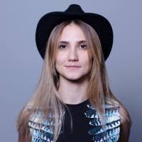 300+ "Eva G." profiles