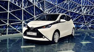 Http Egyeletstilus Hu Bejegyzesek 1258 Kis Auto De Nagy Erzelmeket Kavar Toyota Aygo City Car Toyota