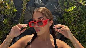 300 kilós, szerelemtől elvakult állatok szaladgálnak az utakon