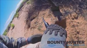 Find more info on the bounty hunter platinum metal detector and read reviews from actual customers and users of the detector. The Bounty Hunter Pin Pointer Handheld Metal Detector Youtube