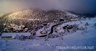 Ven a conocer la sierra de madrid y haz turismo de aventura con raquetas de nieve. Sierra De Madrid En Invierno Escapate A La Nieve Viajamosjuntos Net