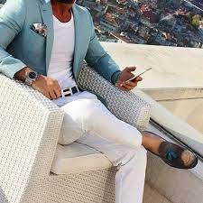 Évitez les teintes unies vitaminées et trop vives le la robe longue est idéale pour un mariage en soirée. Epingle Sur Men S Fashion