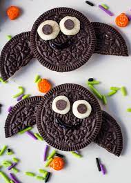 Then take two of those cookie pieces . Oreo Bats An Easy Vegan Halloween Cookie Keeping The Peas