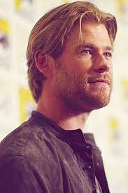 He is a successful australian actor who is only 36 years old. Top Best Chris Hemsworth Haircut Thor Haircut 2hairstyle